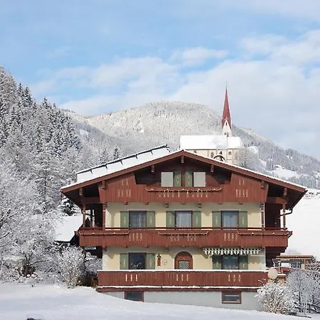 Apartment Gastehaus Abendstein Fuegen